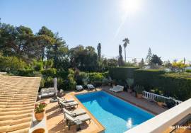 Luxury 5 Bedroom Villa in Luz