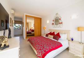 Luxury 5 Bedroom Villa in Luz