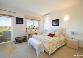 Luxury 5 Bedroom Villa in Luz