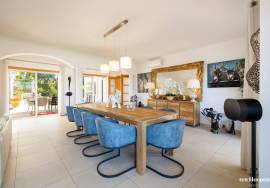 Luxury 5 Bedroom Villa in Luz