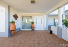 Luxury 5 Bedroom Villa in Luz