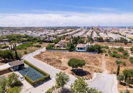 Plot  for villa in luxury resort, Lagos