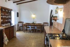 Charming 5 bedroom Countryside Villa set in 42,000sqm of land, close to Burgau