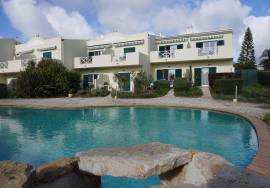 2 Bedroom Linked Townhouse for sale in Praia da Luz