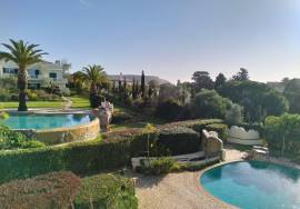 2 Bedroom Linked Townhouse for sale in Praia da Luz