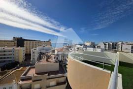 Luxury 2 Bedroom Penthouse in Praia da Rocha – Unique Panoramic View