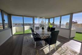 Luxury 2 Bedroom Penthouse in Praia da Rocha – Unique Panoramic View