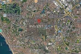 2 bedroom apartment with garden and garage in Boavista, Porto – luxury, comfort and centrality