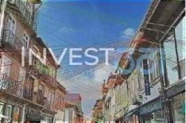 T2 with balcony, garage and suite in the center of Porto – Total comfort!