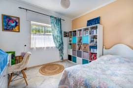 Villa with land, Luz de Tavira