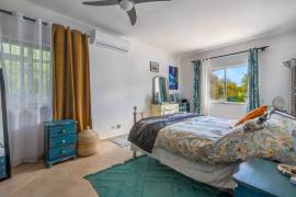 Villa with land, Luz de Tavira