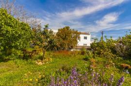 Villa with land, Luz de Tavira