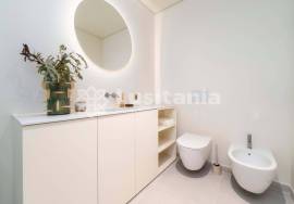 New 2 bedroom apartment in First Line of the Sea – Quarteira