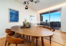 New 2 bedroom apartment in First Line of the Sea – Quarteira