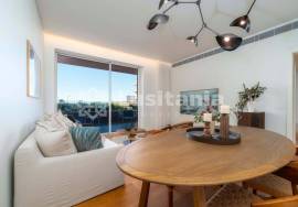 New 2 bedroom apartment in First Line of the Sea – Quarteira