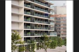 4 bedroom apartment in Boavista (Foco) with balcony