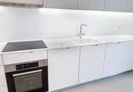 3 bedroom apartment on Ocean Terrace with 3 parking spaces