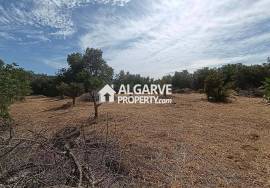 Loulé - Building plot with 4449m2 for 2 Villas
