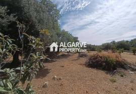 Loulé - Building plot with 4449m2 for 2 Villas