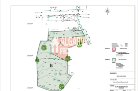 Loulé - Building plot with 4449m2 for 2 Villas