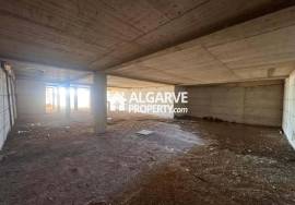 Luxury Contemporary Villa with Pool, Lift and Sea Views in Loulé