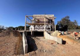 Luxury Contemporary Villa with Pool, Lift and Sea Views in Loulé