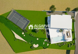 Villa located in a quiet residential area between Vilamoura and Loulé.