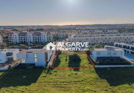 Premium South-Facing Building Plot for Sale in Central Vilamoura Premium South-Facing Building Plot for Sale in Central Vilamoura
