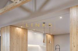 A T2 + 1 Home:  A Countryside Haven