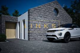 A T2 + 1 Home:  A Countryside Haven