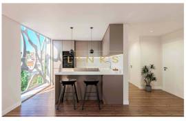 Top-Floor 2-Bedroom Apartment with Unmatched Views of the Ocean and Funchal Bay