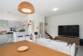 The Ultimate Porto Santo Retreat: 2-Bedroom Villa with Private Garden and Jacuzzi