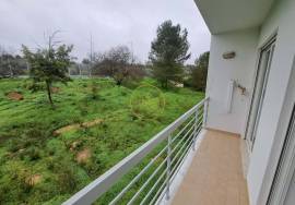 2 Bedroom Apartment - 1st Floor with elevator and Garage –Qta de Betunes