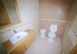 2 Bedroom Apartment - 1st Floor with elevator and Garage –Qta de Betunes