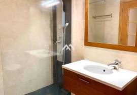 2 bedroom apartment in Quinta das Patinhas with 2 parking spaces