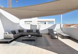 Tavira – 3-bedroom penthouse with expansive rooftop terrace and garage