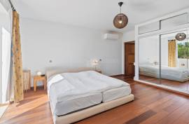 Tavira – Large estate featuring two private villas with sea views and equestrian amenities