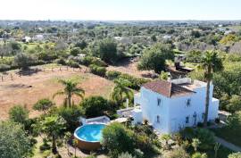 Tavira – Large estate featuring two private villas with sea views and equestrian amenities
