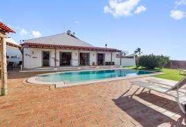 São Bartolomeu de Messines – Single-storey 3+1-bedroom villa with pool and land