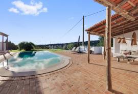 São Bartolomeu de Messines – Single-storey 3+1-bedroom villa with pool and land