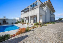São Bartolomeu de Messines – Contemporary 3+1 bedroom villa with lift, heated pool and panoramic views