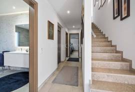 São Bartolomeu de Messines – Contemporary 3+1 bedroom villa with lift, heated pool and panoramic views