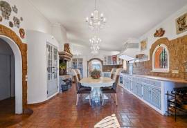 Santa Bárbara de Nexe  – Character villa with pool and panoramic views