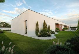 Contemporary 3-Bedroom villa between Portimão and Lagos