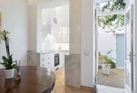 Olhão – Restored elegant 1+1-bedroom historic home with outdoor living