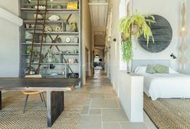 Olhão – 2+3 bedroom boutique estate with guest cottages, wellness spa and sea views