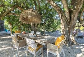 Olhão – 2+3 bedroom boutique estate with guest cottages, wellness spa and sea views