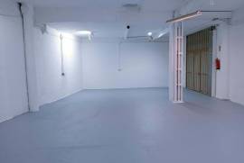 Warehouse in Ballonti area, Portugalete