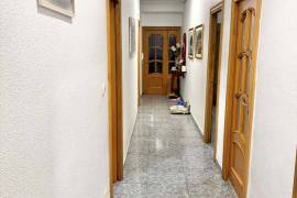 House for sale in Novelda (Alicante).