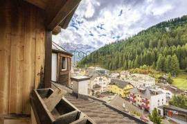 Exclusive attic apartment in Selva di Val Gardena - South Tyrol